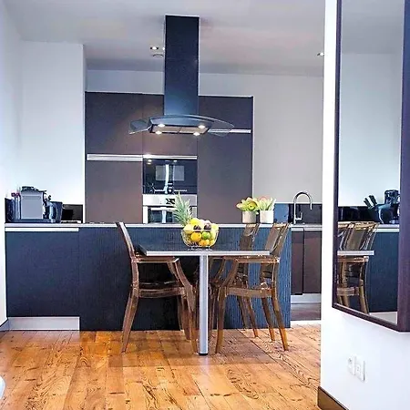 Ξενοδοχείο με διαμερίσματα La Casa Cosy,